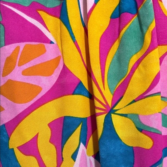 Haptics Vibrant Floral Women's Top - Picture 4 of 4